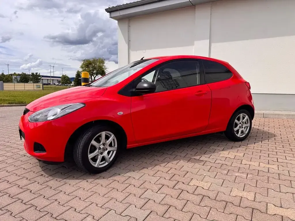 Gebraucht Mazda 2 Impuls 75 PS (55 kW) 2009 Rot Kleinwagen