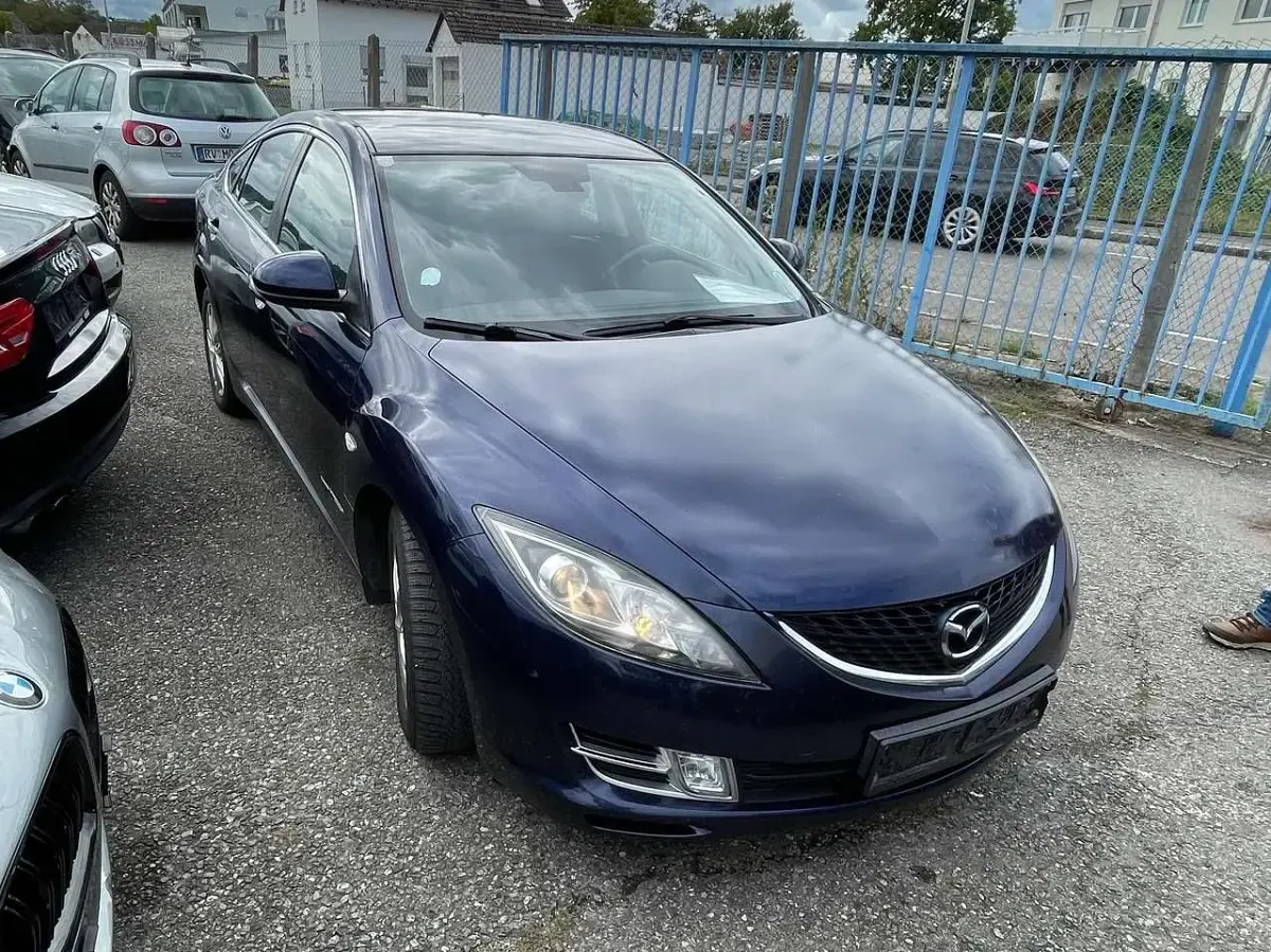 Gebraucht Mazda 6 Comfort 125 PS (91 kW) 2010 Stormy blau mica Kleinwagen