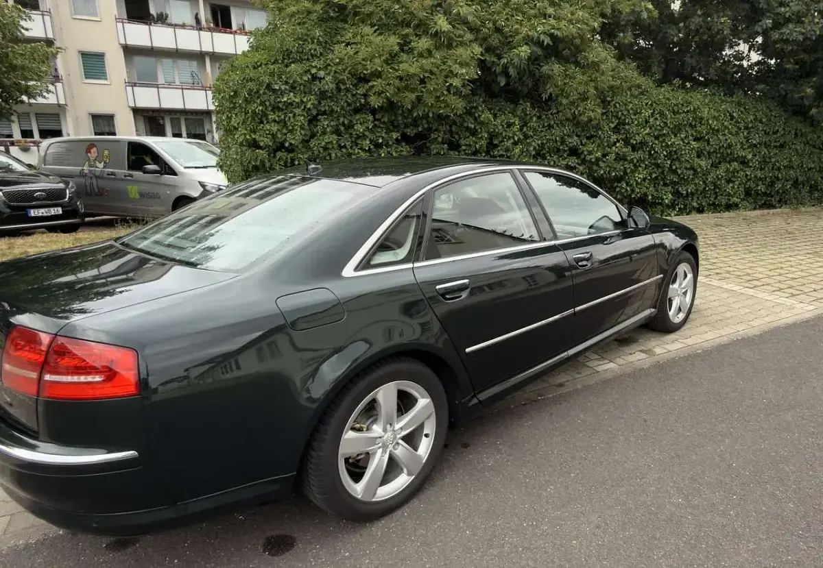 Gebraucht Audi A8 232 PS (170 kW) 2008 Limousine