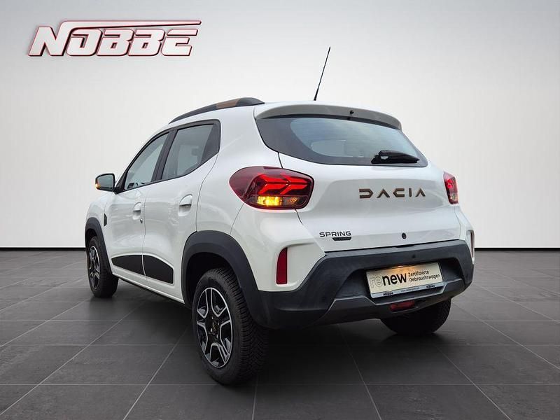 Second-hand Dacia Spring Extreme 47 kW (65 CP) 2023 Alb Hatchback