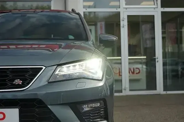 Gebraucht Seat Ateca FR 150 PS (110 kW) 2019 Grau SUV