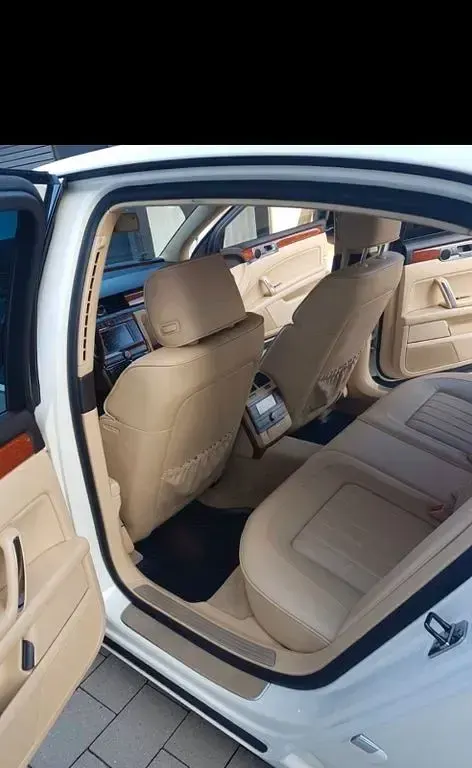 Gebraucht VW Phaeton 239 PS (175 kW) 2009 Weiß Limousine