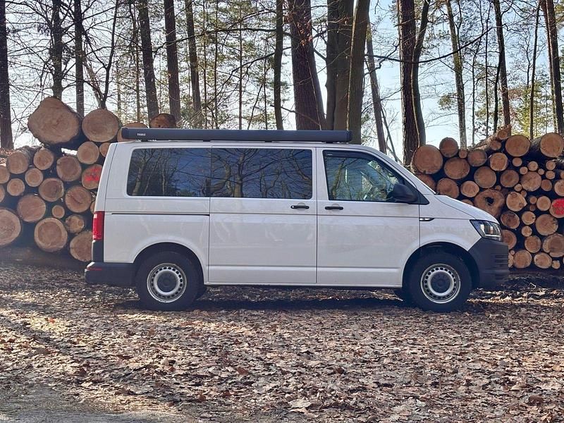 Gebraucht VW Transporter 150 PS (110 kW) 2018 Weiß Van