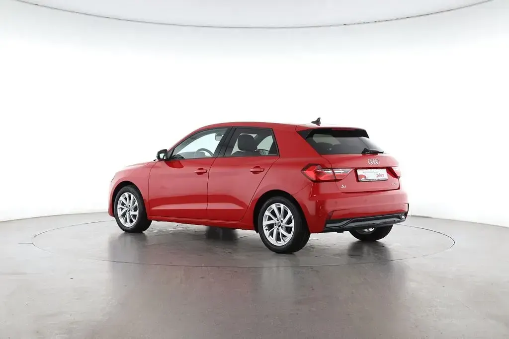 Gebraucht Audi A1 Sportback Advanced 95 PS (69 kW) 2025 Progressivrot Kleinwagen