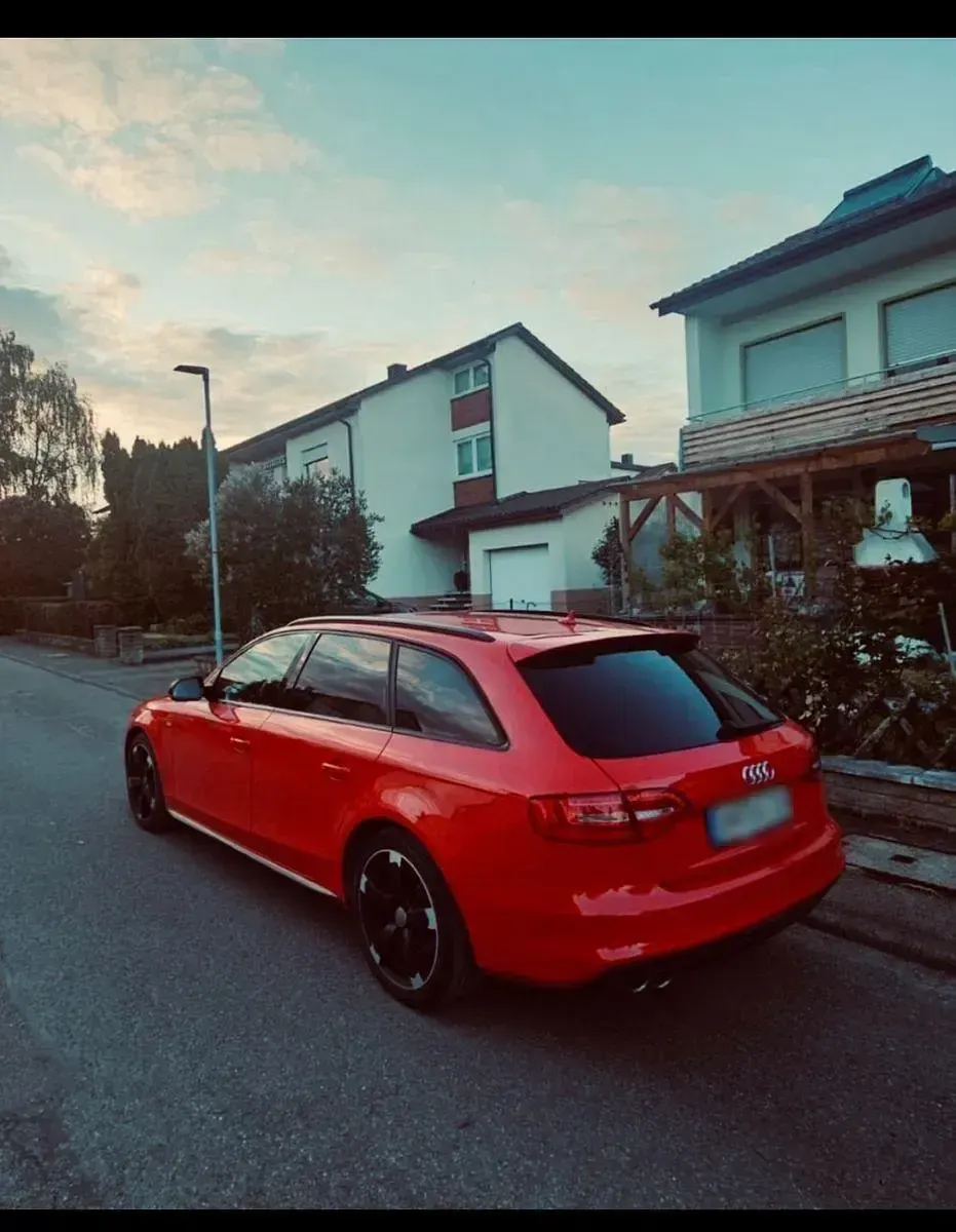Gebraucht Audi A4 S-Line 190 PS (139 kW) 2015 Rot Kombi