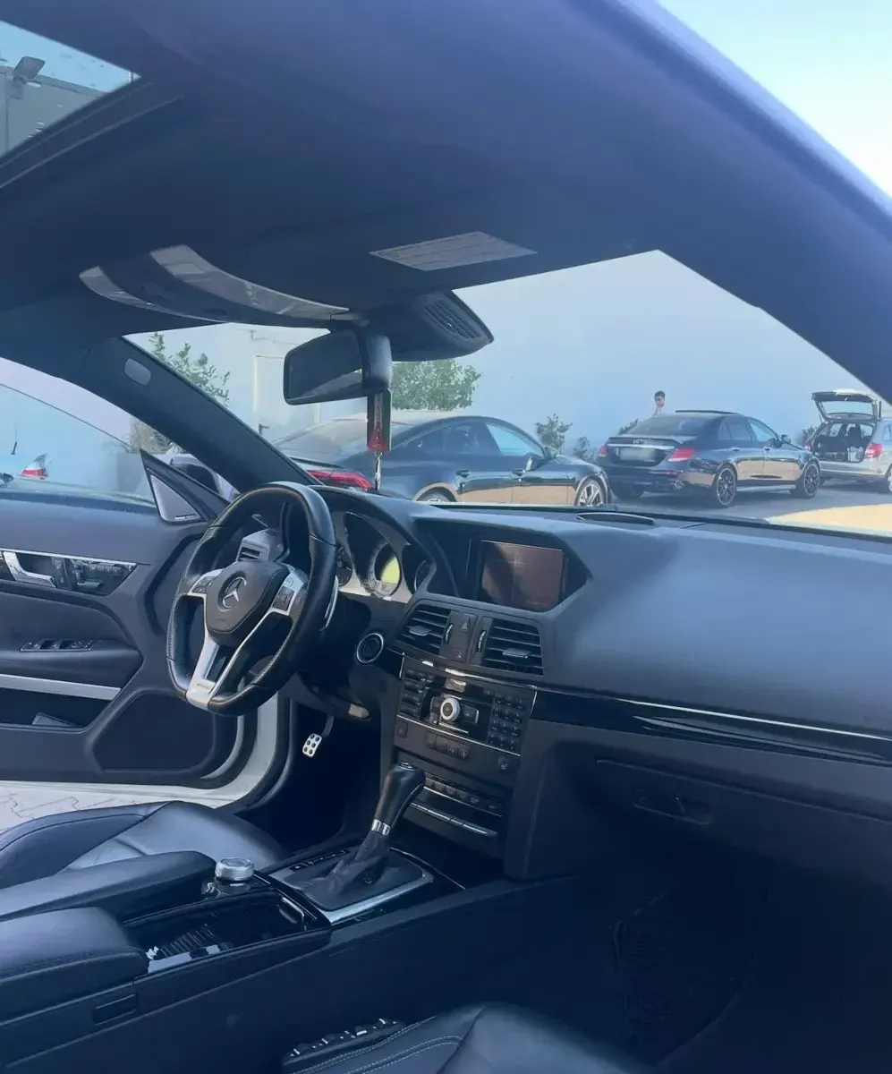 Gebraucht Mercedes E500 387 PS (284 kW) 2010 Weiß Coupé