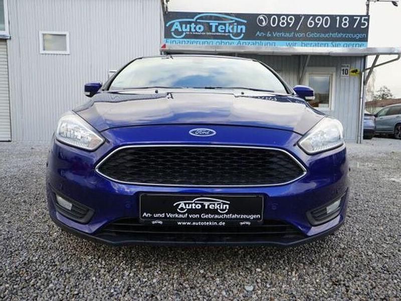 Gebraucht Ford Focus 120 PS (88 kW) 2015 Blau Limousine