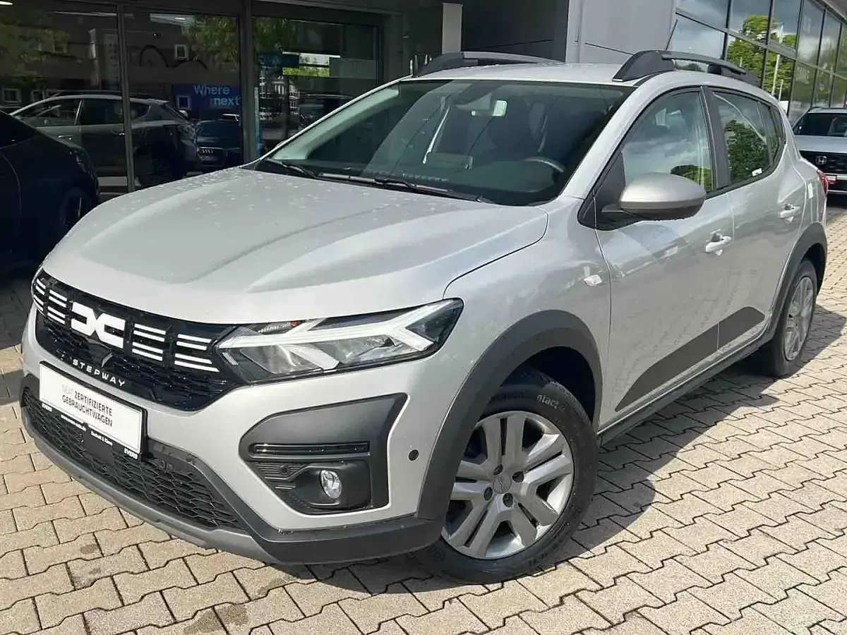 Occasion Dacia Sandero Expression 91 ch (66 kW) 2023 Berline