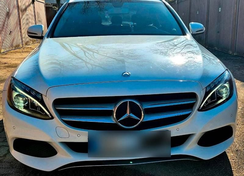 Gebraucht Mercedes C160 Avantgarde 129 PS (94 kW) 2016 Weiß Coupé