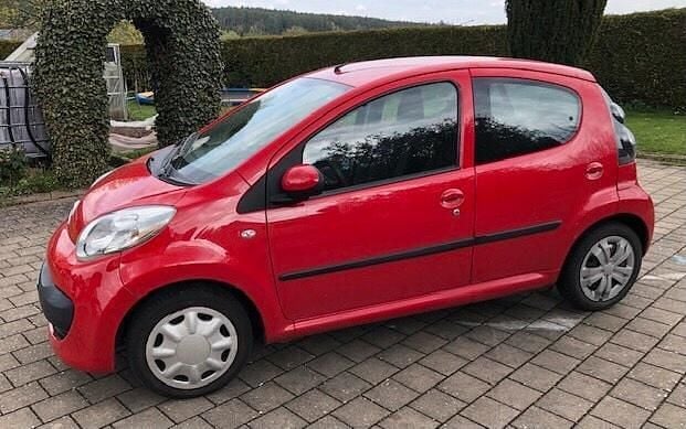 Gebraucht Citroën C1 54 PS (39 kW) 2008 Rot Kleinwagen