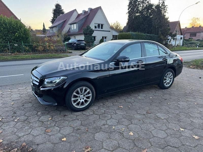 Schwarz Gebraucht 2015 Mercedes C200 Limousine | 12.700 € (Guter Preis) - Bild 1/4