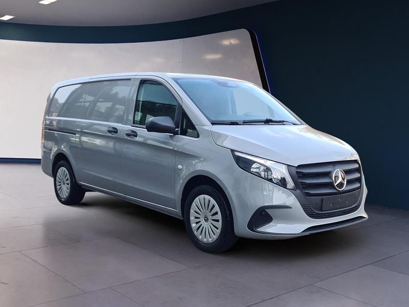 Neu Mercedes Vito 136 PS (100 kW) 2026 Lackfarbe alpingrau mb7956 Van