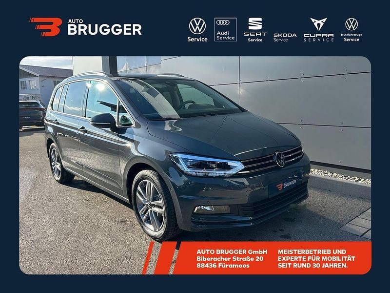 Neu VW Touran 150 PS (110 kW) 2026 Delfingrau metallic Van / Kleinbus