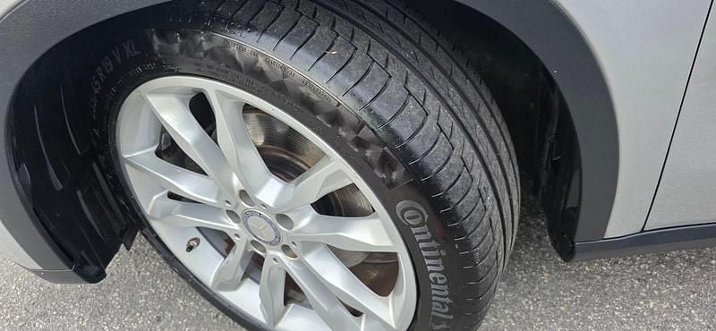 Gebraucht Mercedes GLA250 211 PS (155 kW) 2016 Silber SUV