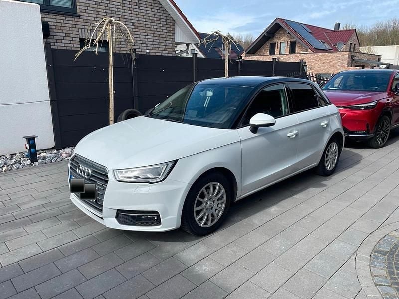 Second-hand Audi A1 Design 97 CP (71 kW) 2017 Alb Hatchback