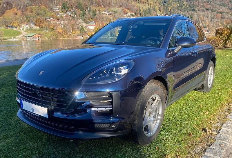 Blau Gebraucht 2019 Porsche Macan S SUV | 39.900 € (Guter Preis) - Bild 1/4