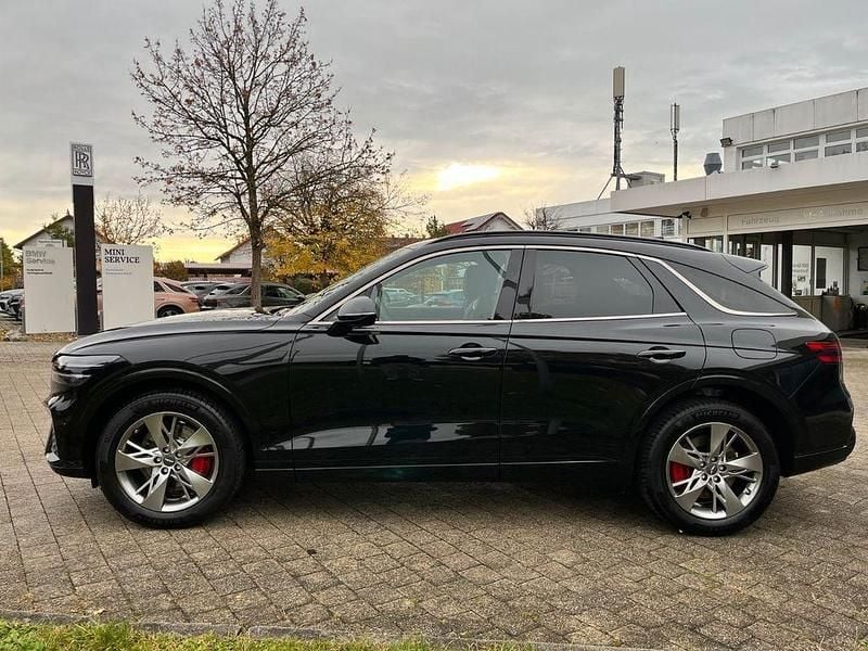 Second-hand Genesis GV70 Sport 305 CP (224 kW) 2025 Negru SUV