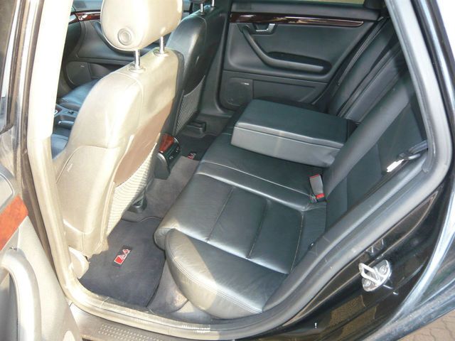 Gebraucht Audi A4 180 PS (132 kW) 2003 Schwarz metallic Kombi