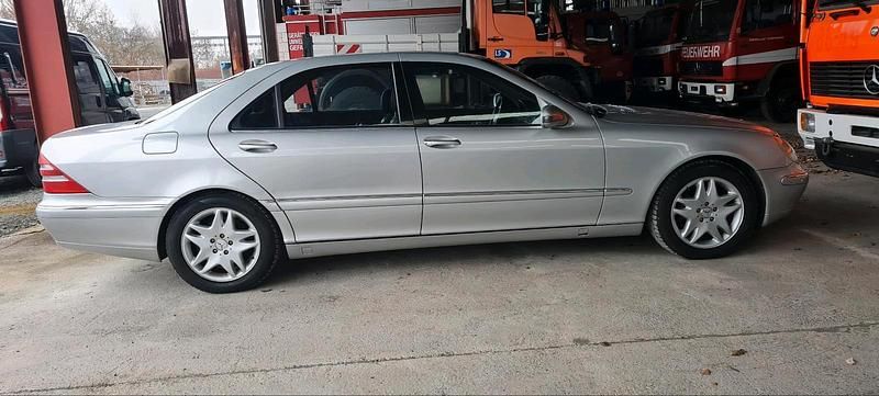 Gebraucht Mercedes S400 250 PS (183 kW) 2001 Silber Limousine
