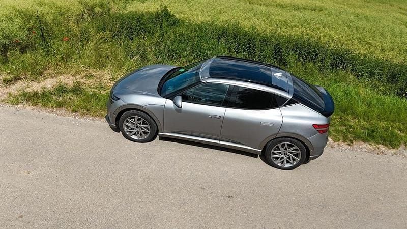 Silber Gebraucht 2022 Genesis GV60 Sport SUV | 34.200 € (Fairer Preis) - Bild 1/4