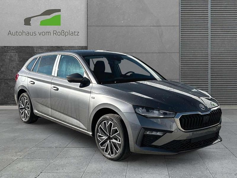 Grau Gebraucht 2024 Skoda Scala Drive Kleinwagen | 25.499 € (Fairer Preis) - Bild 1/4