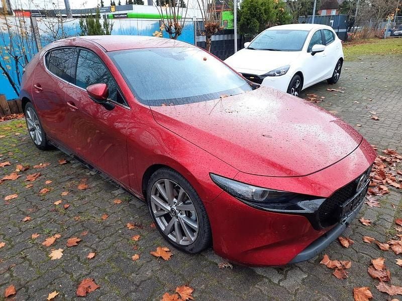 Rot Gebraucht 2019 Mazda 3 Selection Limousine | 18.990 € (Fairer Preis) - Bild 1/3