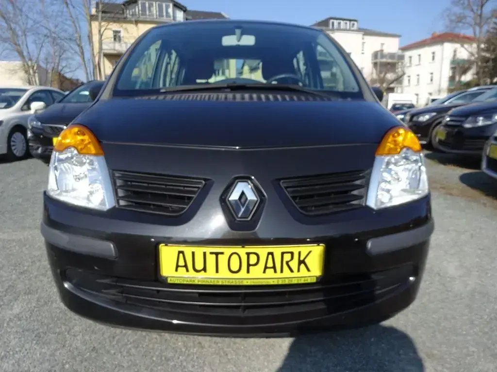 Używany Renault Modus 88 KM (64 kW) 2004 Czarny Minivan