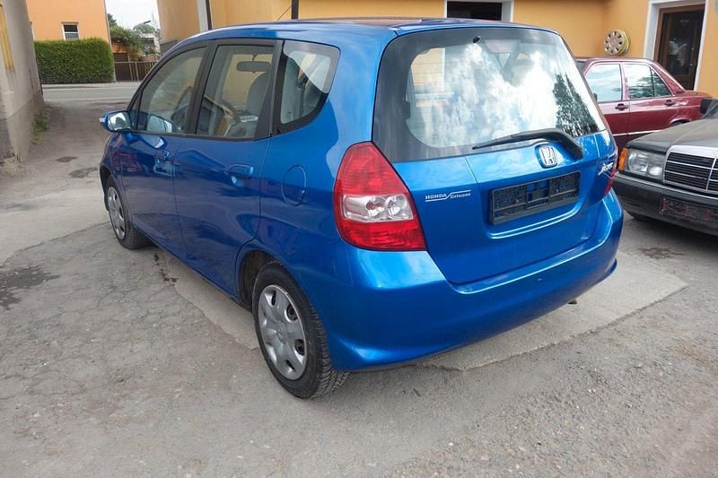Gebraucht Honda Jazz 83 PS (61 kW) 2006 Blau Kleinwagen
