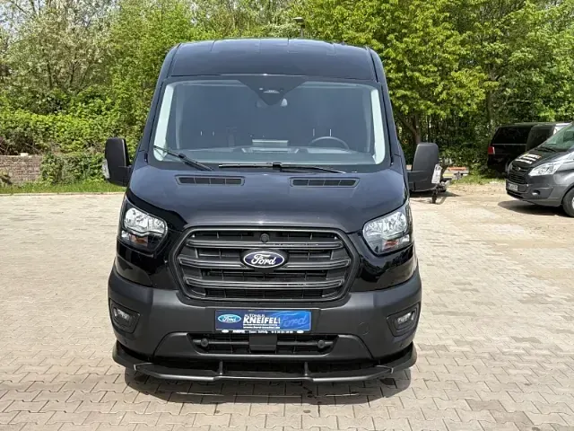 Gebraucht Ford Transit Trend 165 PS (121 kW) 2025 Schwarz Limousine