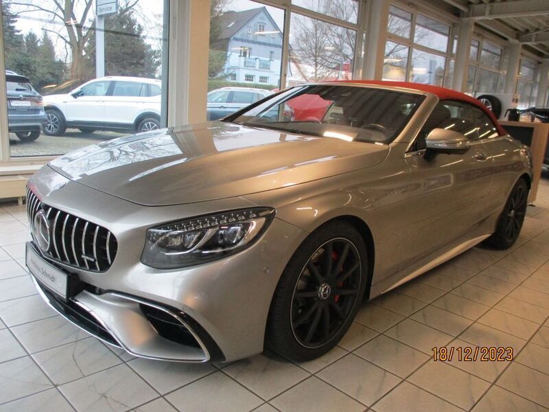 Grau Gebraucht 2016 Mercedes S63 AMG AMG Cabrio | 139.990 € - Bild 1/4