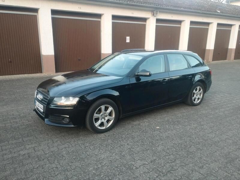 Schwarz Gebraucht 2010 Audi A4 Kombi | 5.500 € (Etwas zu teuer) - Bild 1/4
