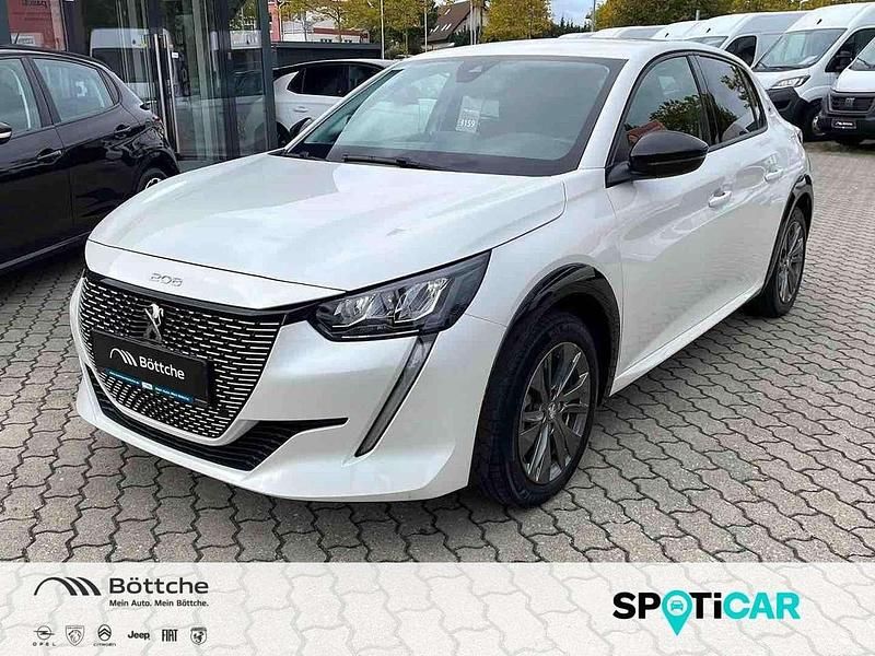Lack weiss perlglänzend/typ au Gebraucht 2022 Peugeot e-208 Allure Kleinwagen | 18.990 € (Etwas zu teuer) - Bild 1/4