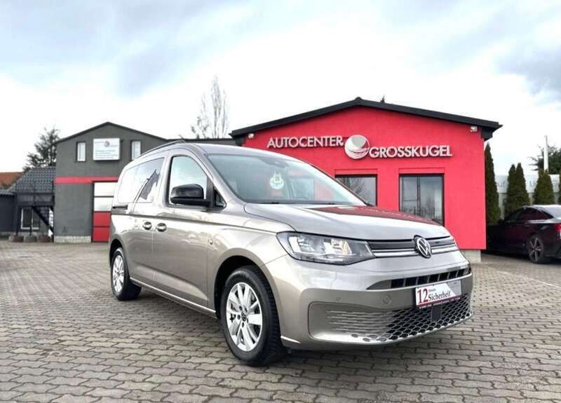 Mojave beige metallic Gebraucht 2022 VW Caddy Life Van / Kleinbus | 31.999 € (Etwas zu teuer) - Bild 1/4