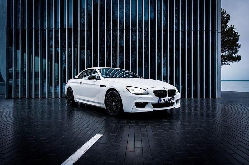 Weiß Gebraucht 2015 BMW 640 Cabriolet Sport Line Cabrio | 17.000 € - Bild 1/4