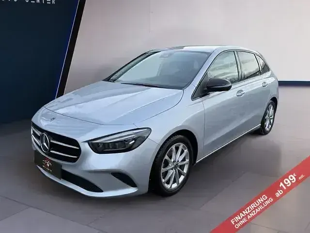 Gebraucht Mercedes B220 Night 190 PS (139 kW) 2019 Silber Kleinwagen