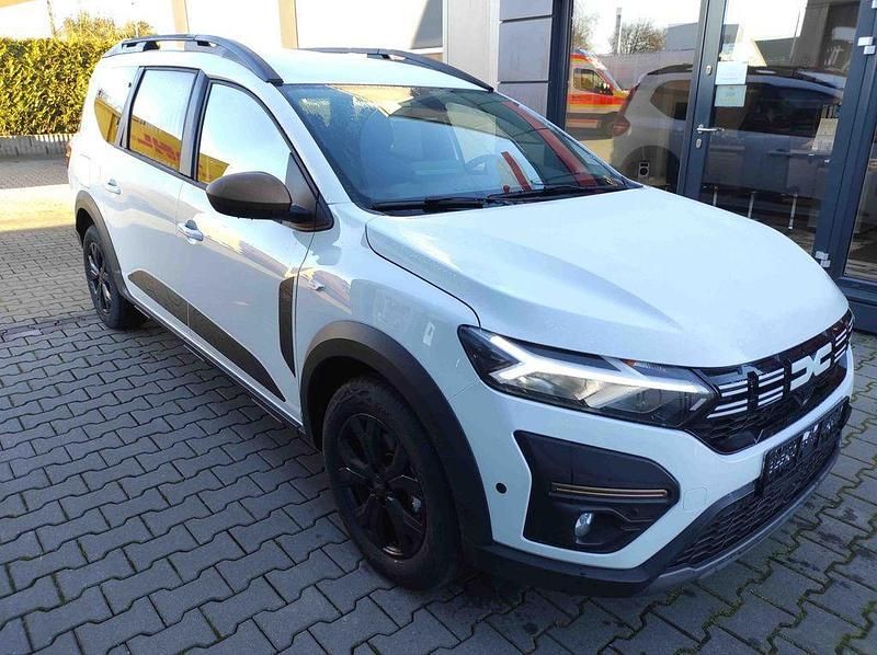 Neu Dacia Jogger Extreme 101 PS (74 kW) 2026 Weiß Van / Kleinbus