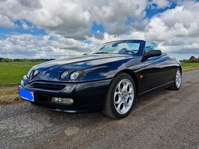 Gebraucht Alfa Romeo Spider 150 PS (110 kW) 2001 Schwarz Cabrio