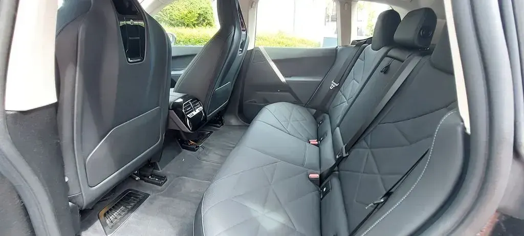 Gebraucht BMW iX 239 kW (326 PS) 2023 Weiß SUV