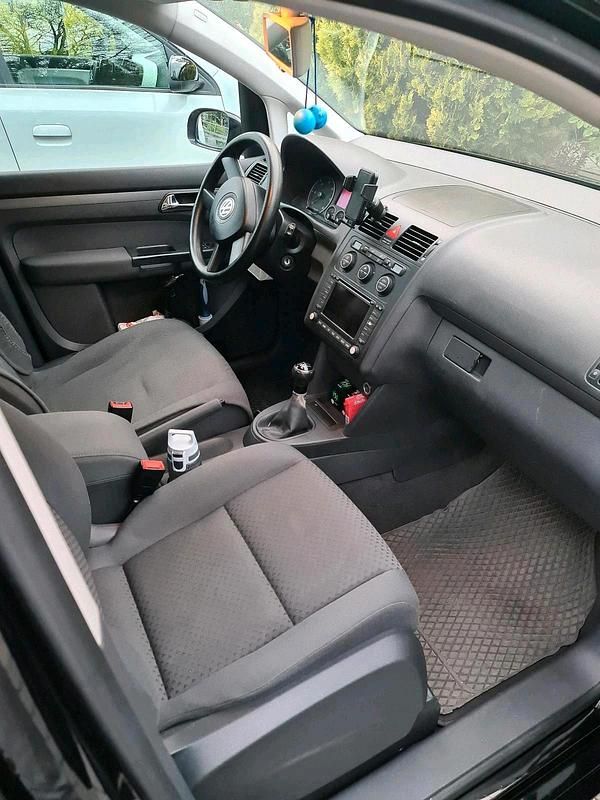 Gebraucht VW Touran 105 PS (77 kW) 2004 Schwarz Van / Kleinbus