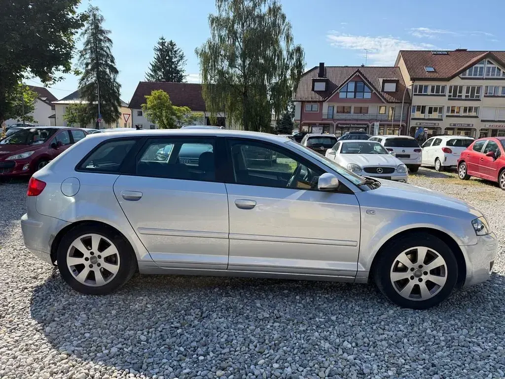 Gebraucht Audi A3 Ambiente 140 PS (102 kW) 2008 Silber Kleinwagen