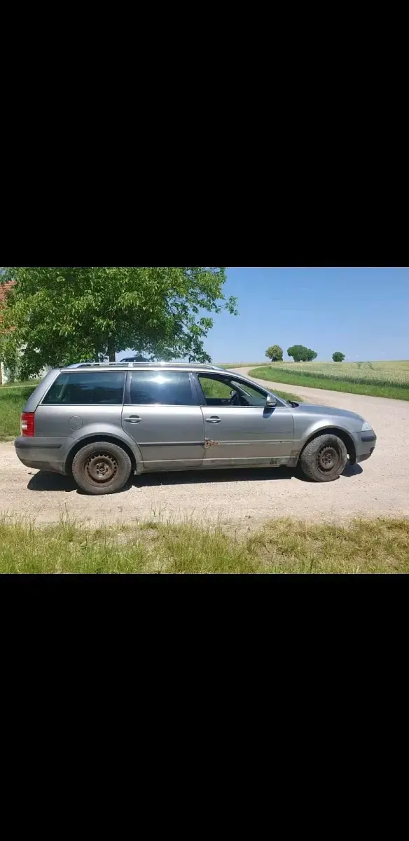 Gebraucht VW Passat 101 PS (74 kW) 2026 Grau Kombi