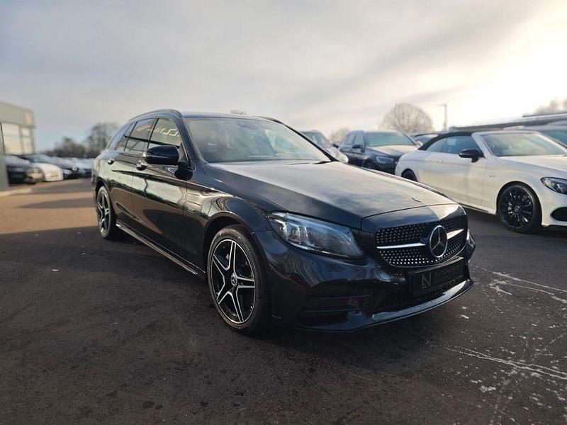 Gebraucht Mercedes C300e AMG line 320 PS (235 kW) 2020 Schwarz Limousine
