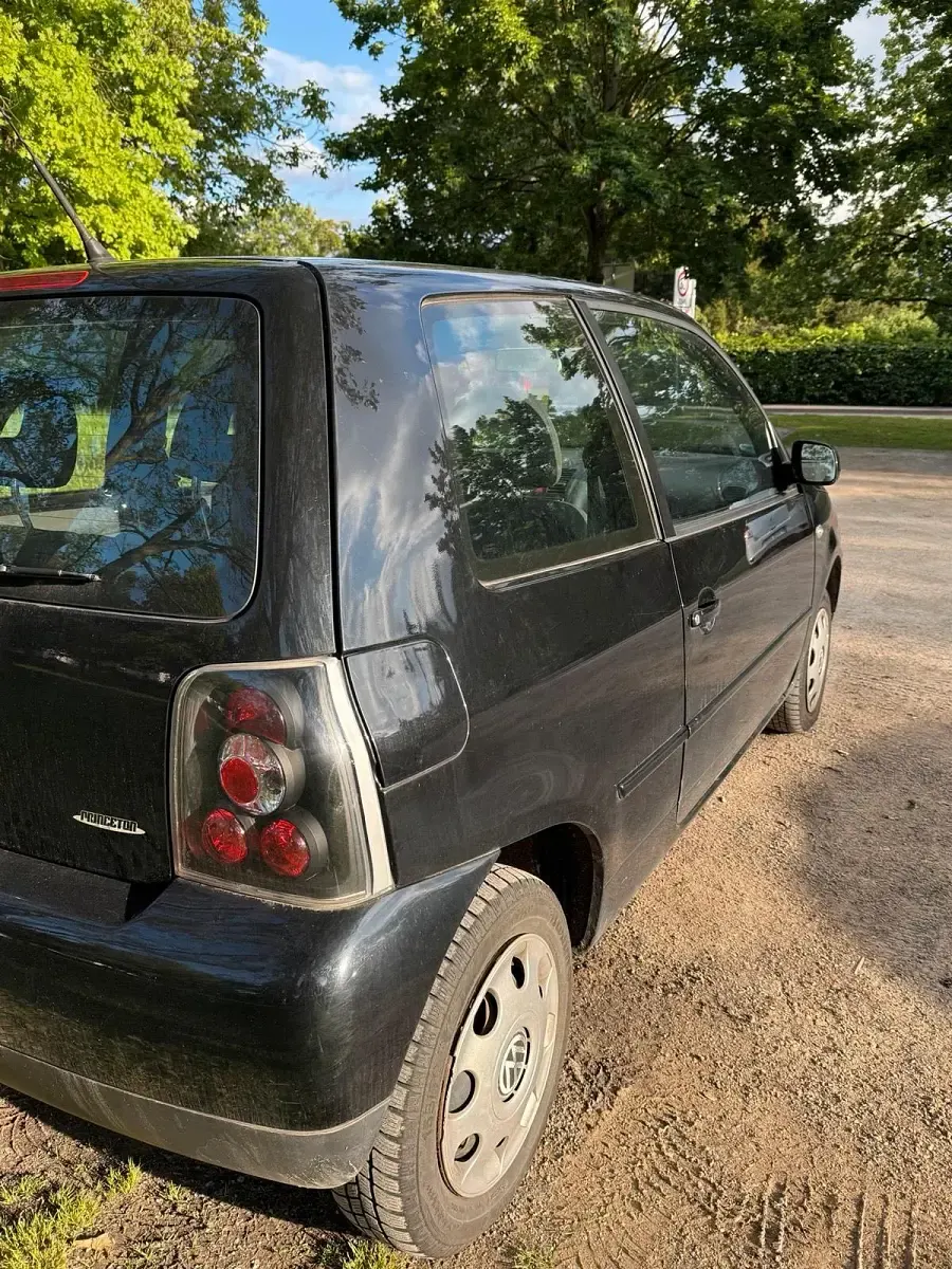 Używany VW Lupo 60 KM (44 kW) 2003 Czarny Hatchback