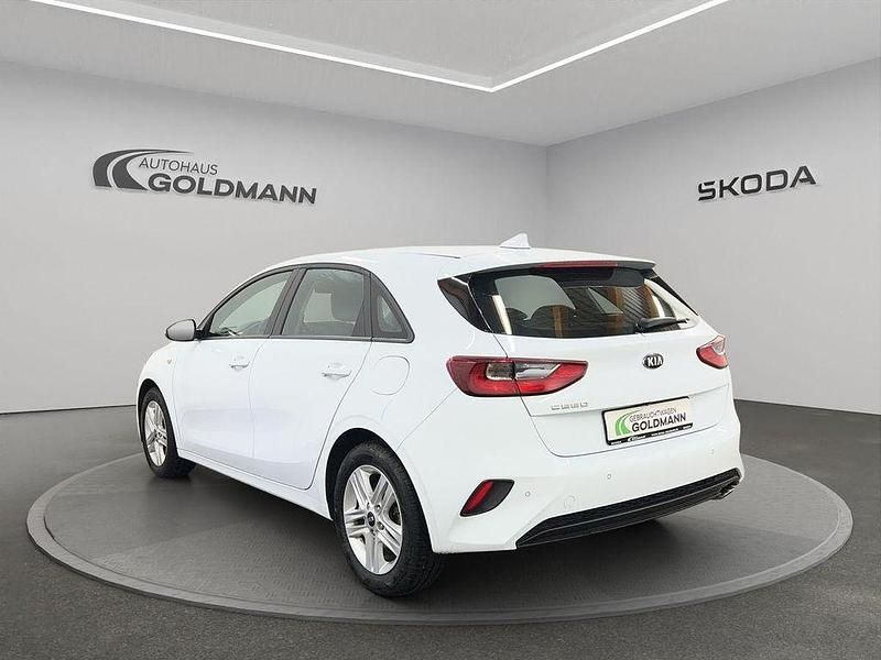 Gebraucht Kia Ceed Edition 7 101 PS (74 kW) 2020 Weiß Kleinwagen