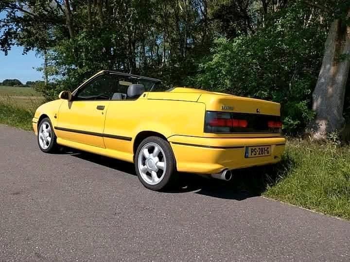 Gelb Gebraucht 1996 Renault 19 R.S. Cabrio | 5.999 € - Bild 1/4