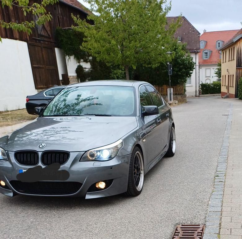 Grau Gebraucht 2008 BMW 525 M Sport Limousine | 5.999 € (Guter Preis) - Bild 1/4