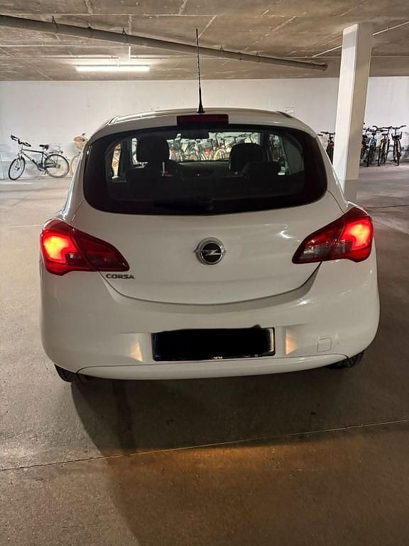 Gebraucht Opel Corsa Selection 69 PS (50 kW) 2015 Weiß Kleinwagen