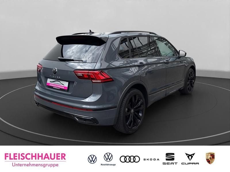 Gebraucht VW Tiguan R-line 150 PS (110 kW) 2023 Grau SUV