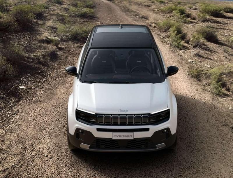 Neu Jeep Avenger Summit 110 PS (80 kW) 2026 Snow white mit dach in volcano SUV