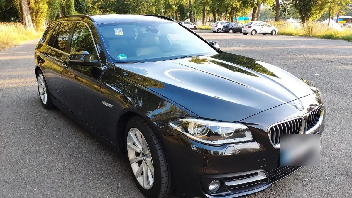 Gebraucht BMW 530 Performance 258 PS (189 kW) 2014 Braun Kombi